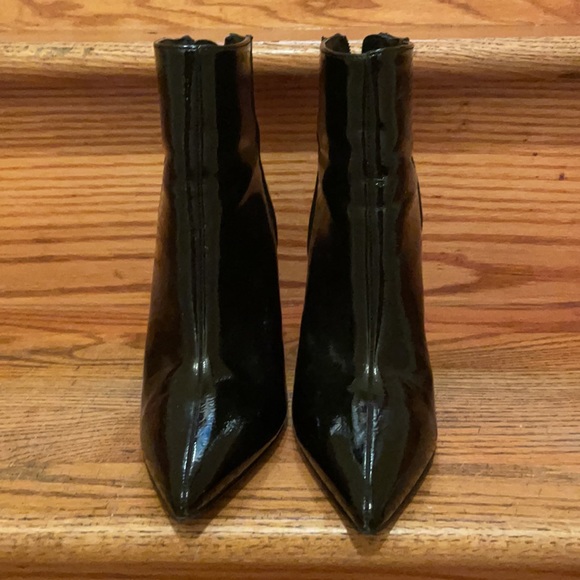 Forever 21 Shoes - Black ankle boots